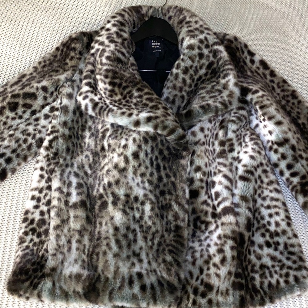 ZARA snow leopard print faux fur coat